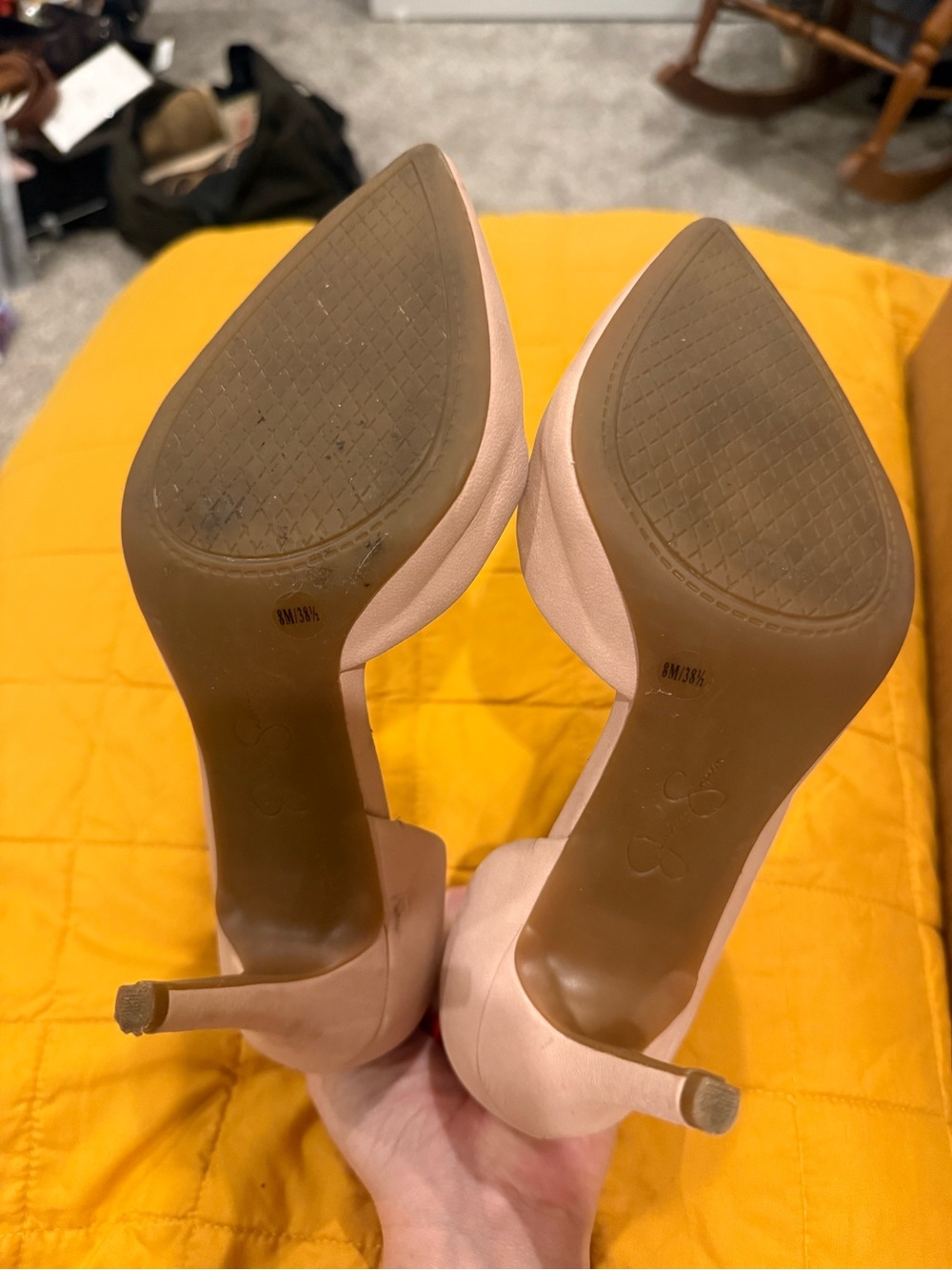 Jessica Simpson Blush Pointed-Toe Pumps - Picture 4 of 4